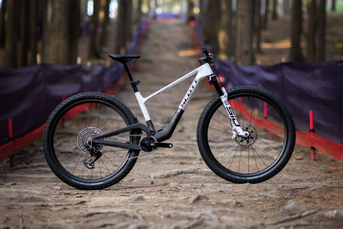 2027 Scott Spark RC chega com um redesenho completo do XC Race