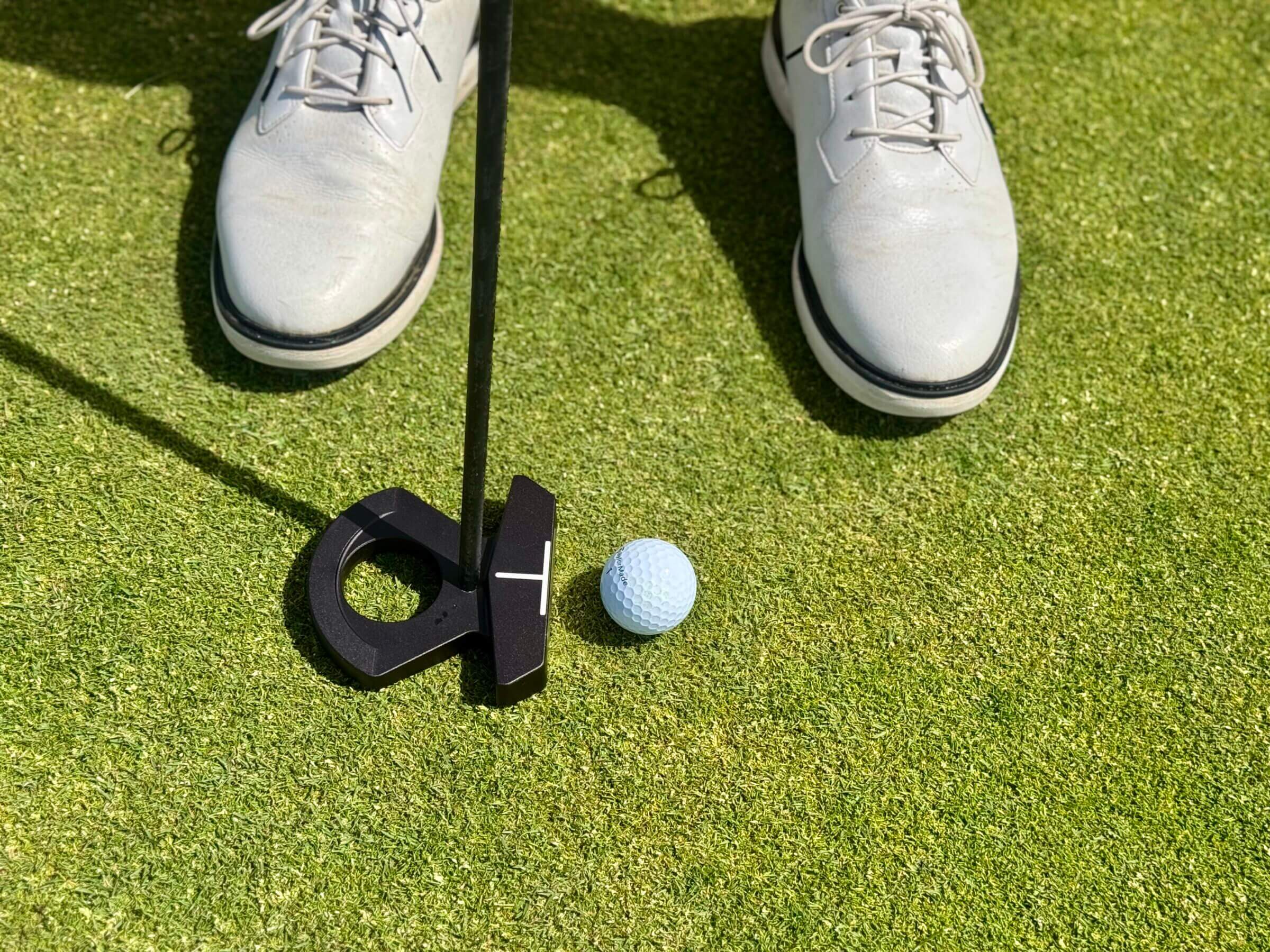 3 estratégias de chipping que lhe pouparão tacadas no green
