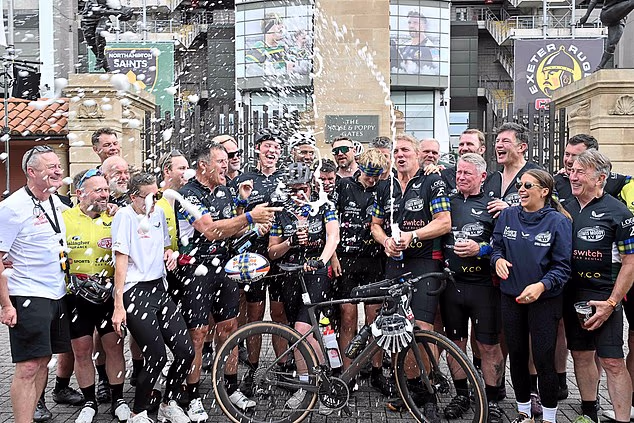 O Lewis Moody XV Challenge, que começou em Newcastle em 14 de junho, visitou todos os seus cinco antigos clubes, incluindo Leicester Tigers e Bath, antes de chegar à casa do rugby inglês.