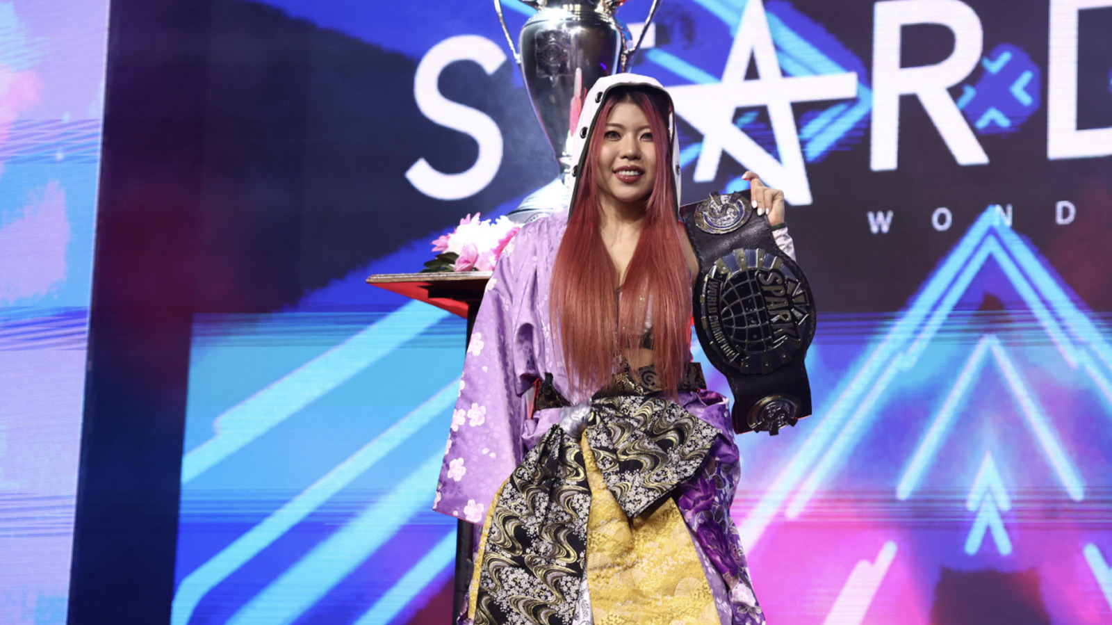 AEW Dynamite 6/17 - Partida semifinal da Owen Hart Foundation Cup feminina e muito mais
