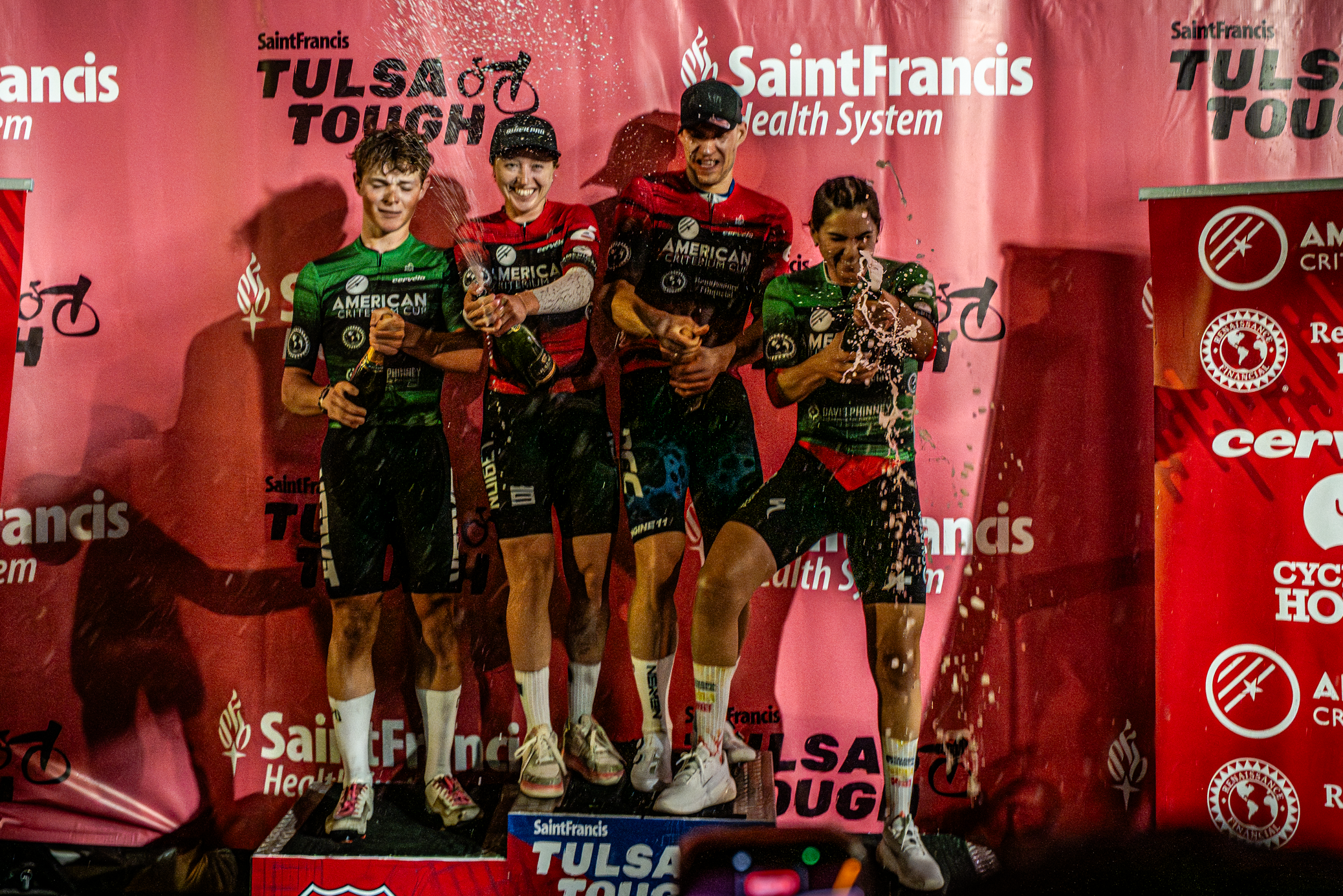 American Criterium Cup: Skylar Schneider e Dario Rapps vencem a abertura da série de pilotos de elite no Saint Francis Tulsa Tough