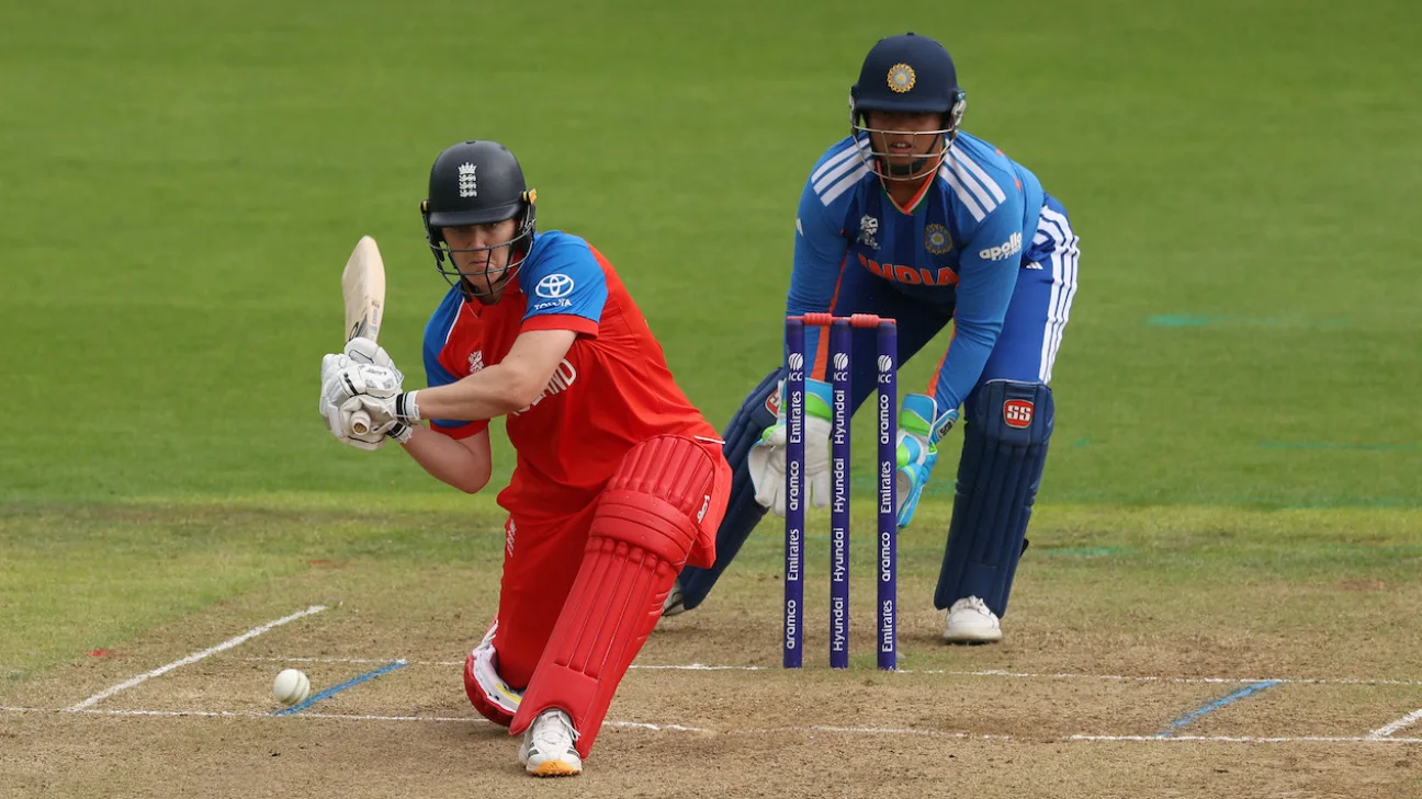 Aquecimento da Copa do Mundo T20 de 2026 - O versátil inglês supera o heroísmo de aquecimento de Richa Ghosh