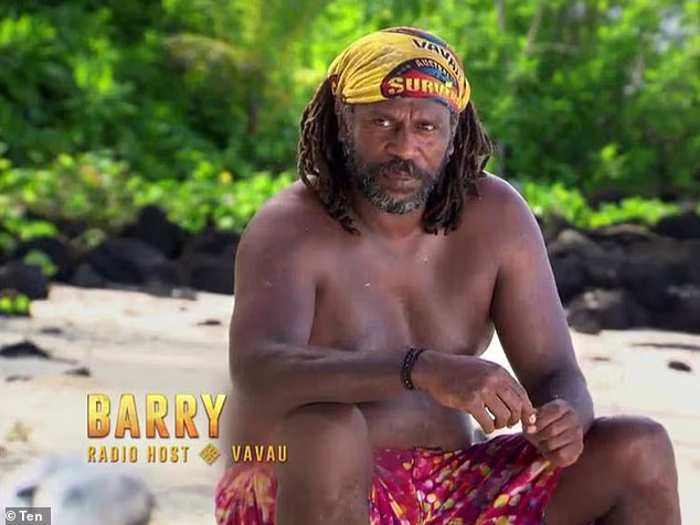 O ex-astro de Wallaby e Survivor Barry Lea (foto durante sua passagem pelo Survivor 2016) recebeu fiança após comparecer a um tribunal de Brisbane sob múltiplas acusações de violência doméstica e interferência