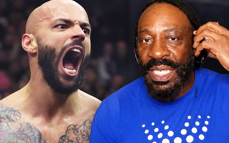 Booker T responde à defesa de Ricochet em Dragon Ball Z da controvérsia de spam do Finisher