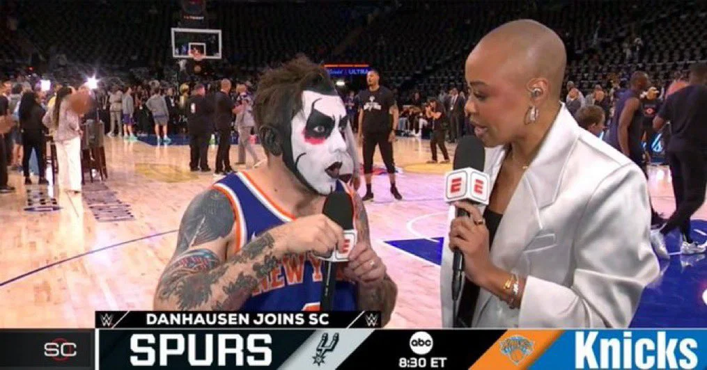 Danhausen traz sua “Maldição” para as finais da NBA, aparecendo no Madison Square Garden para o jogo 3