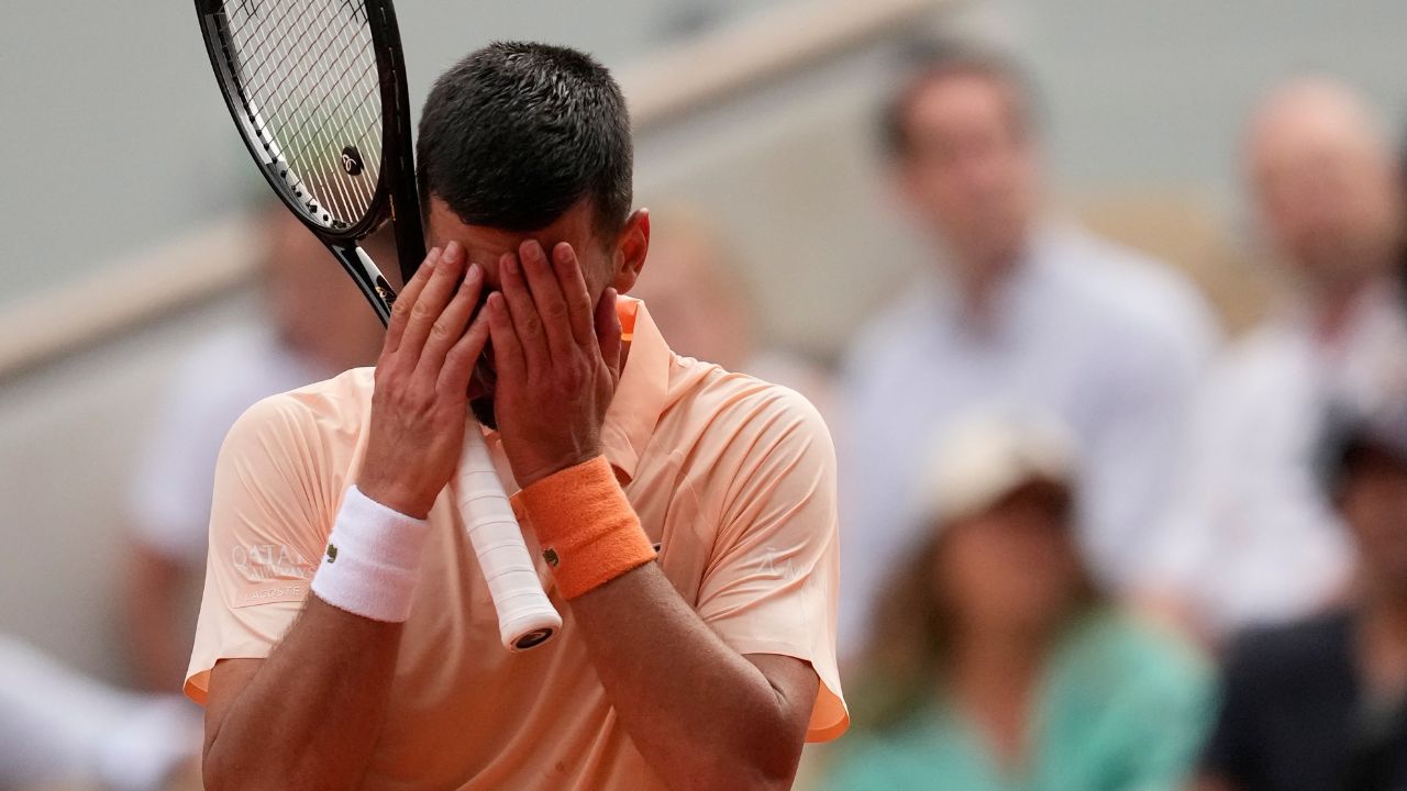 Djokovic derrotado por Fonseca na terceira rodada do Aberto da França