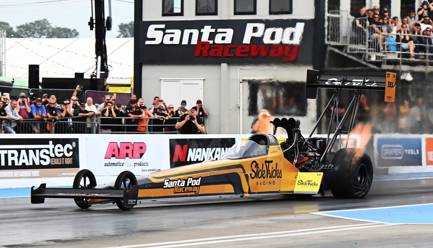 EDRC: A temporada ganha vida com Santa Pod hospedando a tradicional abertura