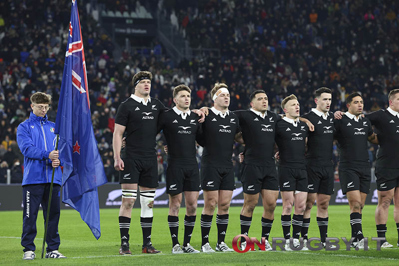 Golpe de todos os negros: um dos associados de Rassie Erasmus retirado do Springboks