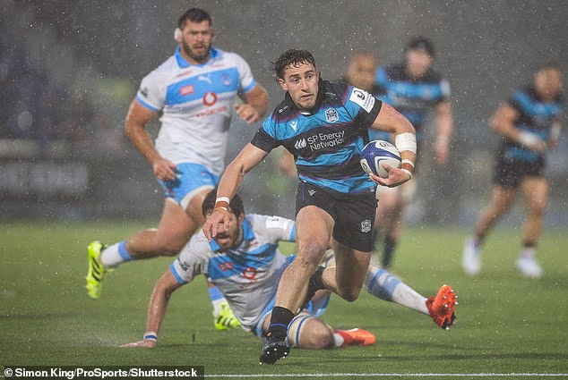 O lateral Josh McKay se tornou o favorito dos fãs desde que ingressou no Glasgow Warriors em 2021.