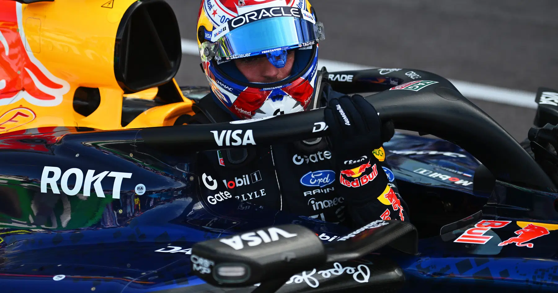 Max Verstappen emite aviso da Red Bull quando Kimi Antonelli falha - Review RacingNews365