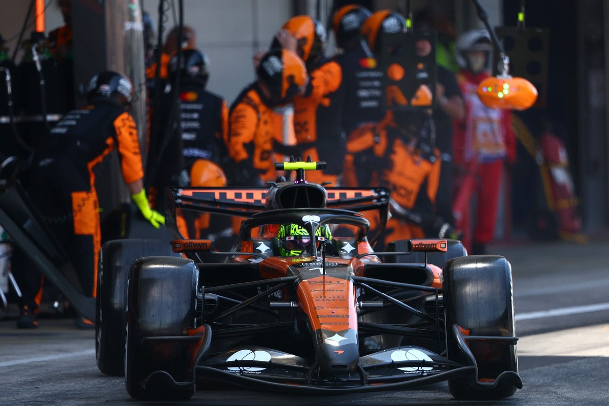 McLaren não conseguiu repetir a característica de conquistar o título na F1 2026