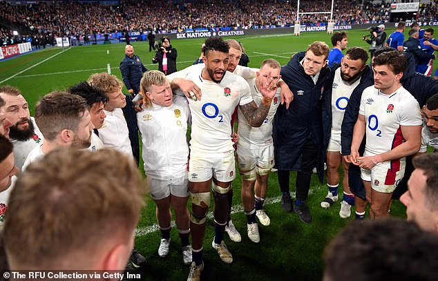 O retorno de Courtney Lawes é exatamente a sorte que Steve Borthwick precisava - mas Owen Farrell dá um aviso ao técnico da Inglaterra