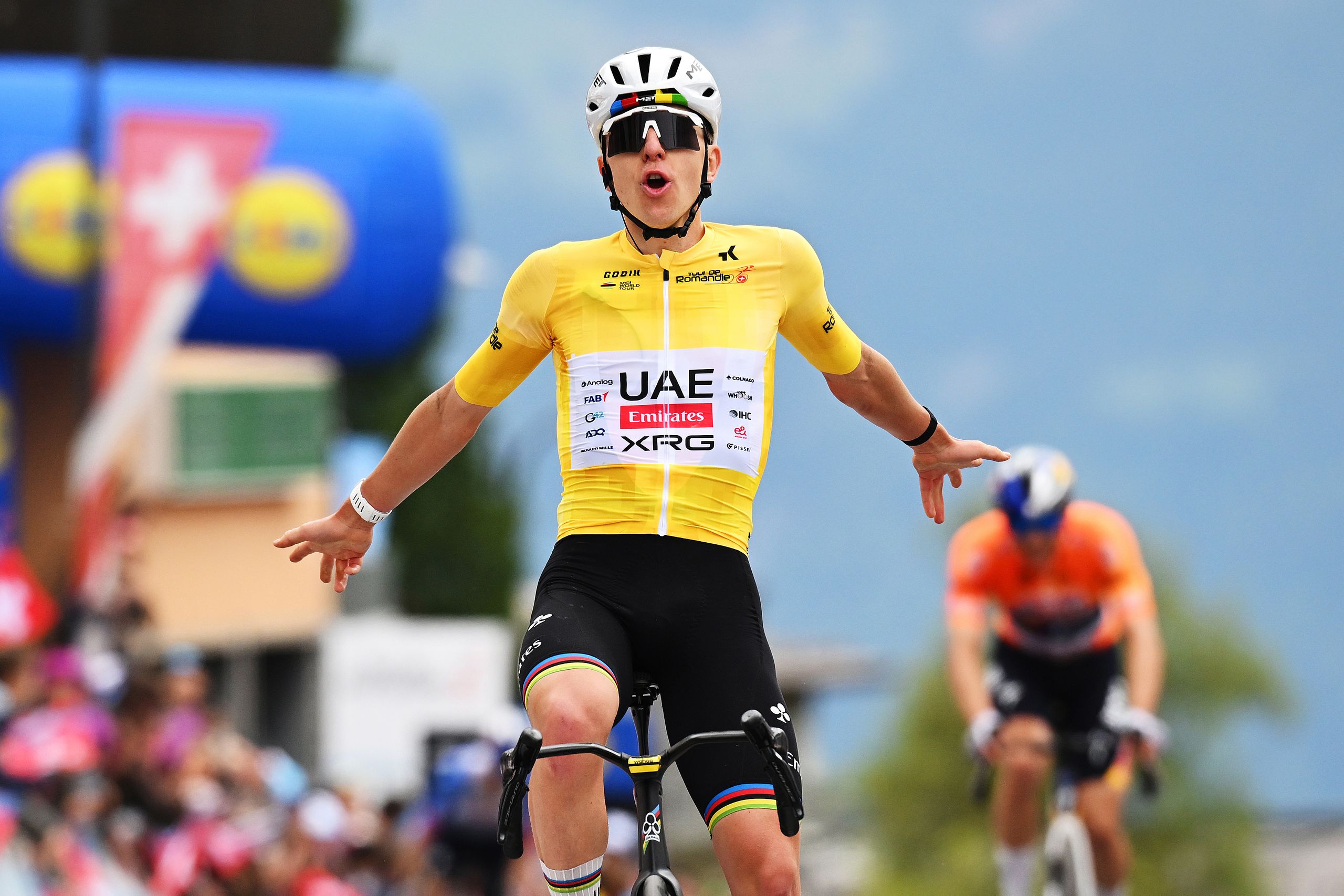 'O treino correu muito bem' - Novo desafio para Tadej Pogačar ao completar o ajuste final do Tour de France na estreia no Tour de Suisse