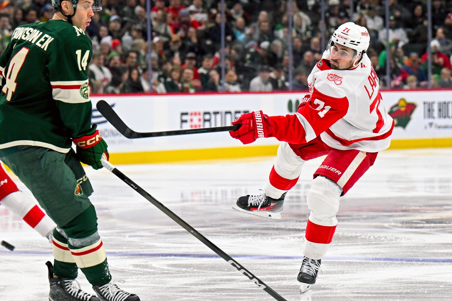 Os Wildcats têm o que é preciso para conseguir Dylan Larkin? - Minnesota Selvagem