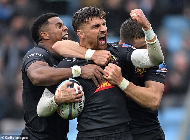 A consistência de Henry Slade deve chamar a atenção de Steve Borthwick para a Inglaterra