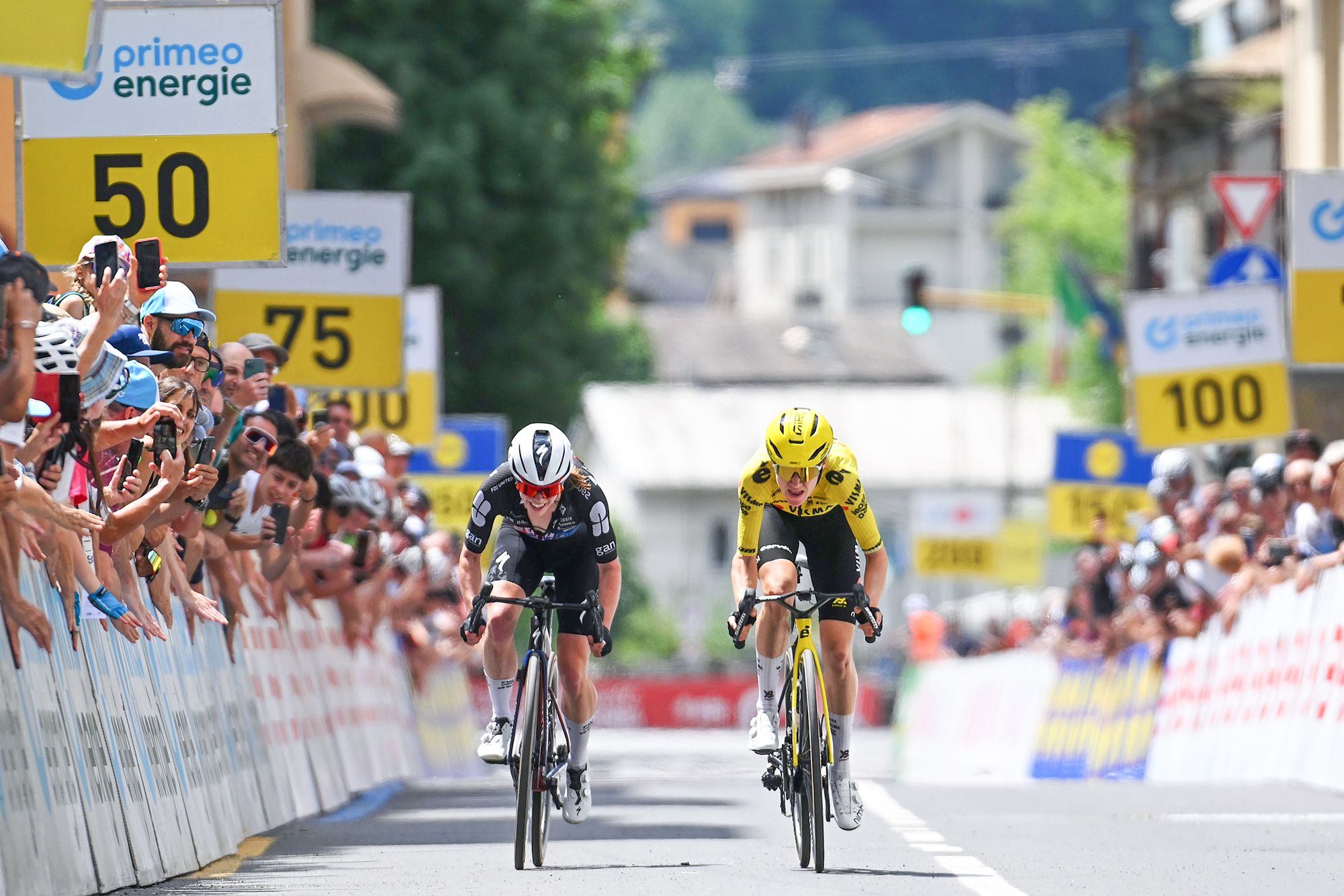 Percurso difícil, clima quente e poder de ataque - Como a separatista venceu as favoritas da GC na fase de abertura do Tour de Suisse Feminino