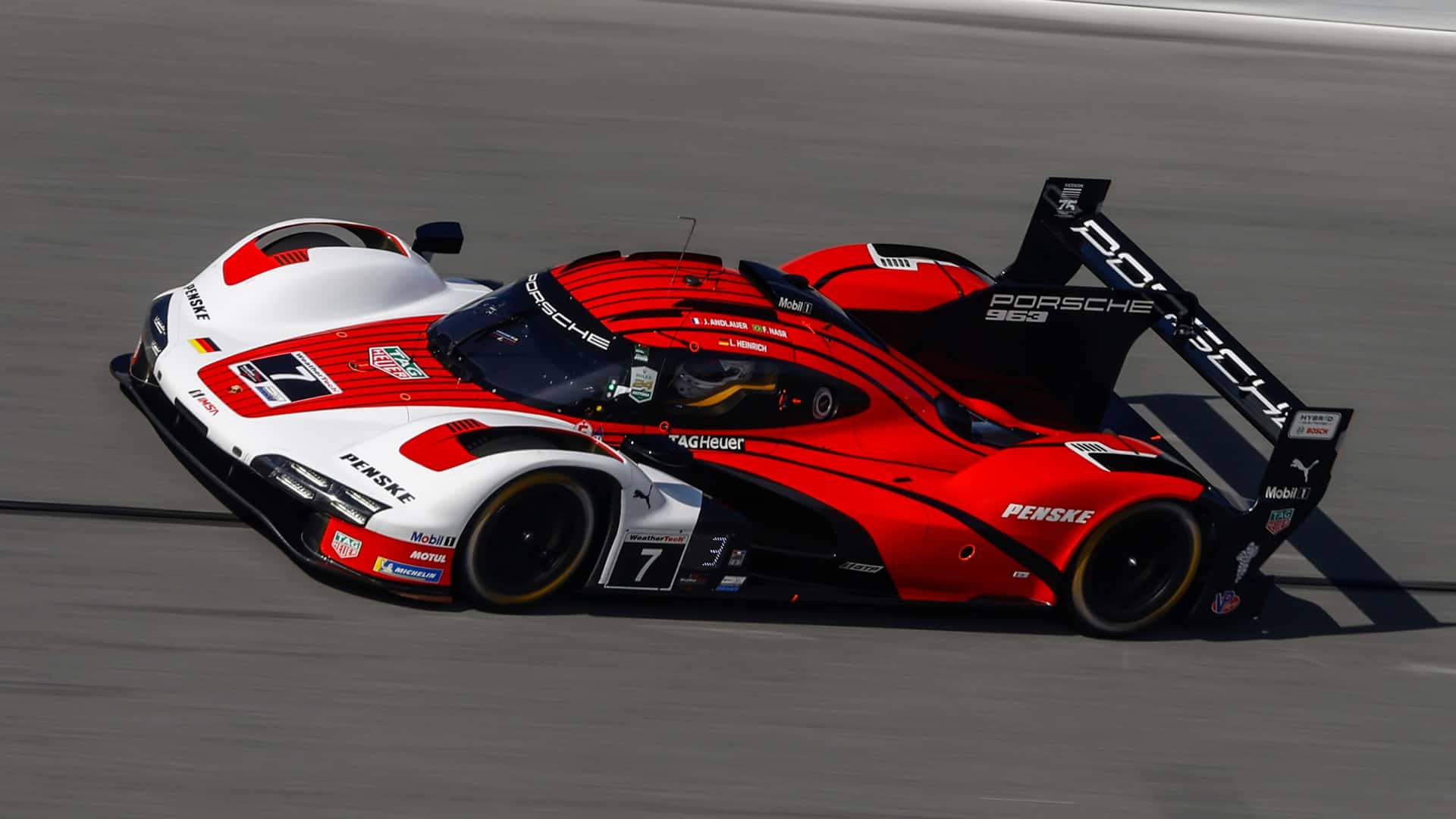 Porsche comemora 75 anos de corridas com o Daytona Three-Peat