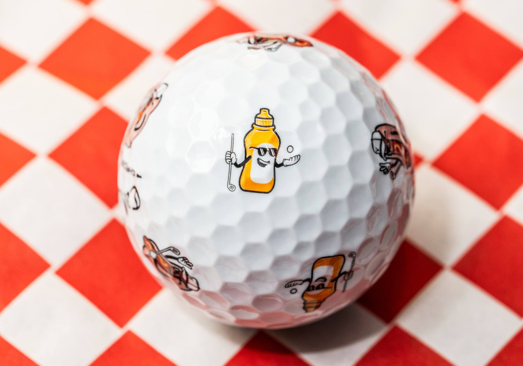 Cachorros-quentes Chrome Tour - design mostarda