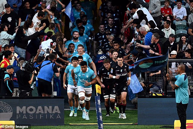 Moana Pasifika (liderada pelo capitão Miracle Faiilagi) está sob ameaça após ser excluída do Super Rugby do próximo ano