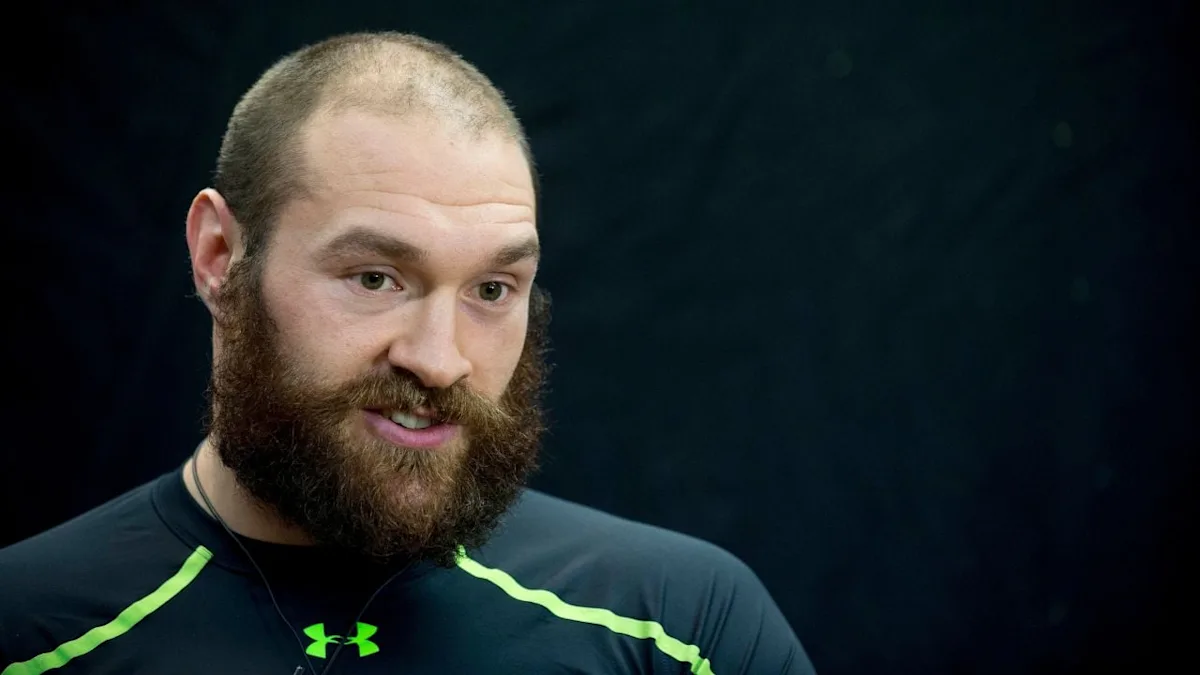 Tyson e Paris Fury enfrentam reação após foto na Casa Branca e chapéu 'Trump for PM'
