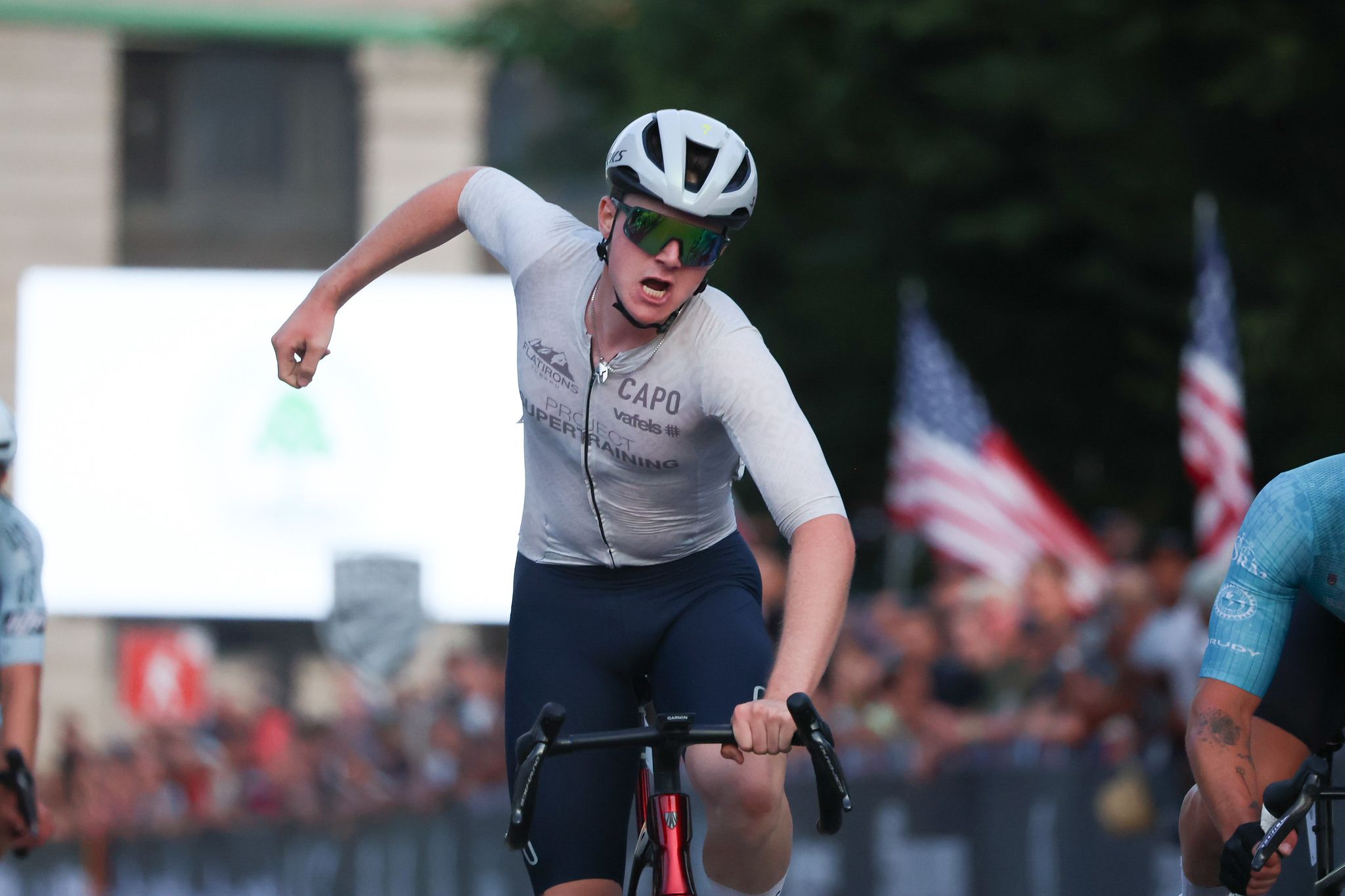 USA Road Nationals: DeBenedetti e Jimenez ganham títulos de critério júnior