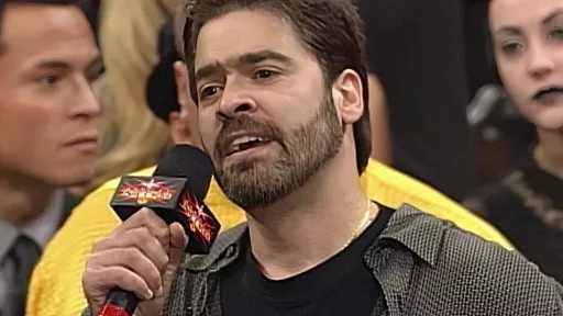 Vince Russo culpa Eric Bischoff pela agonia da TNA e Hulk Hogan Trouble, prevê o retorno de Vince McMahon ao topo da WWE Roddy Piper mais
