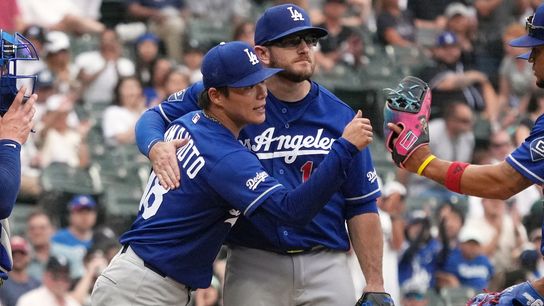 Yamamoto flerta com a história enquanto os Dodgers enfrentam os White Sox